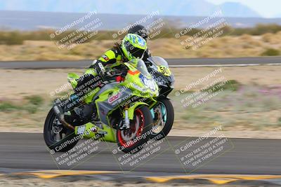 media/Dec-17-2022-SoCal Trackdays (Sat) [[224abd9271]]/Turn 15 (155pm)/